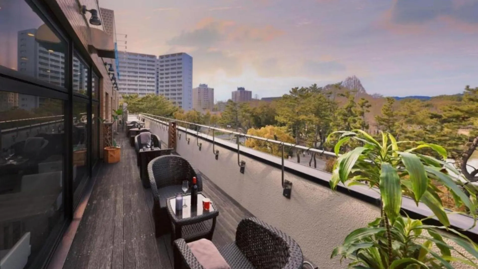 Minamisenri Crystal Hotel - Vacation Stay 78139V Suita Japan